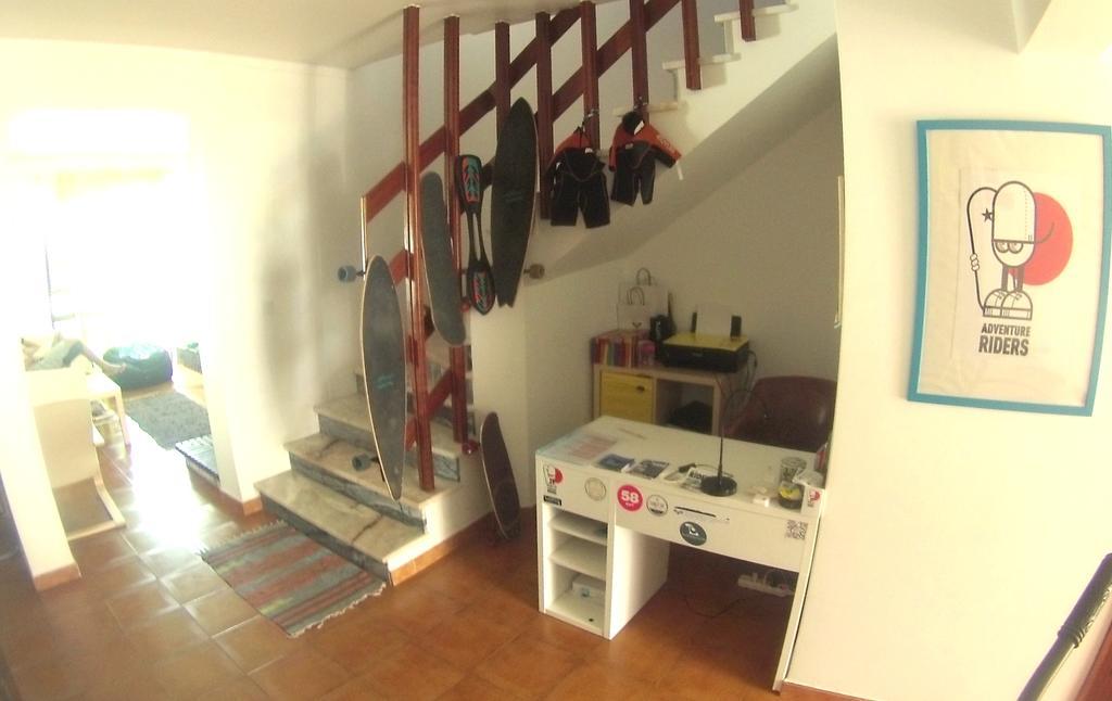 Albergue Surf House Peniche Baleal Exterior foto