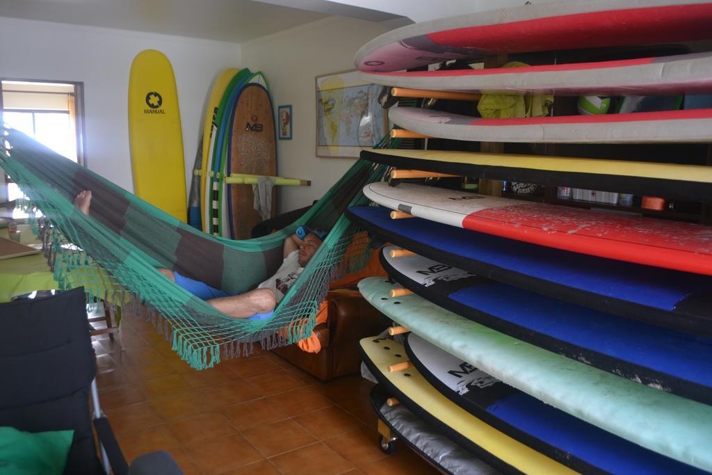 Albergue Surf House Peniche Baleal Exterior foto