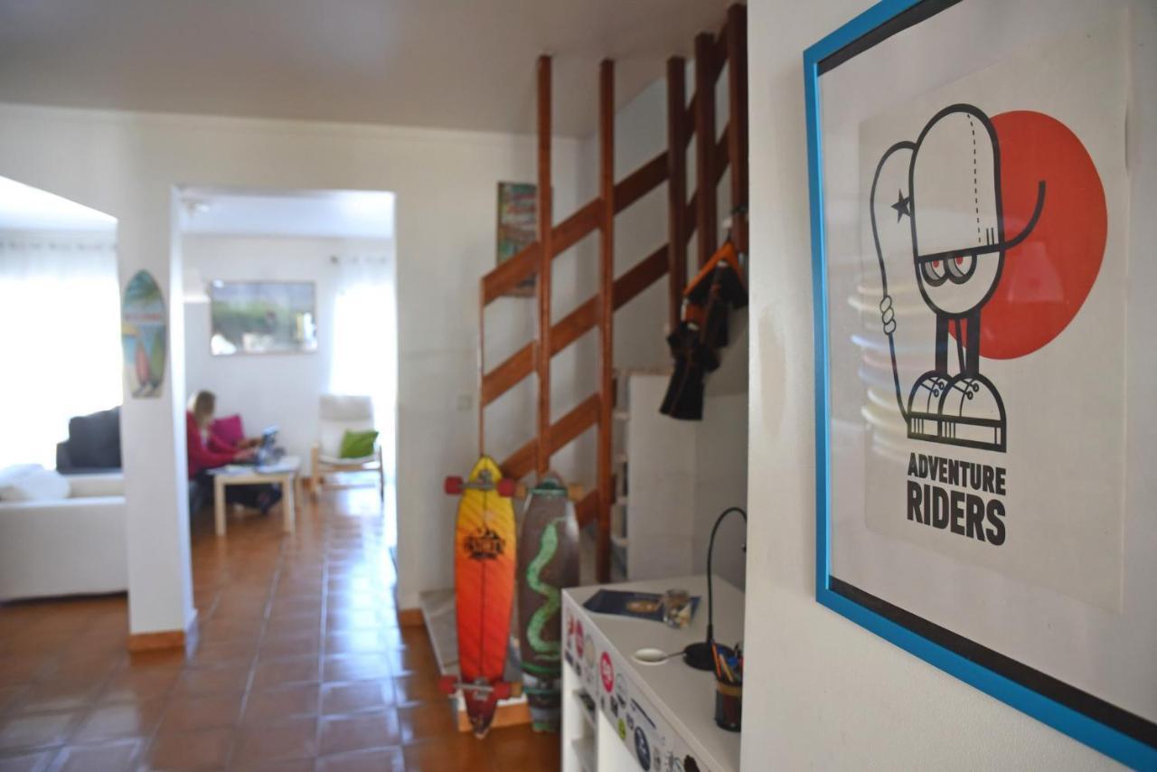 Albergue Surf House Peniche Baleal Exterior foto