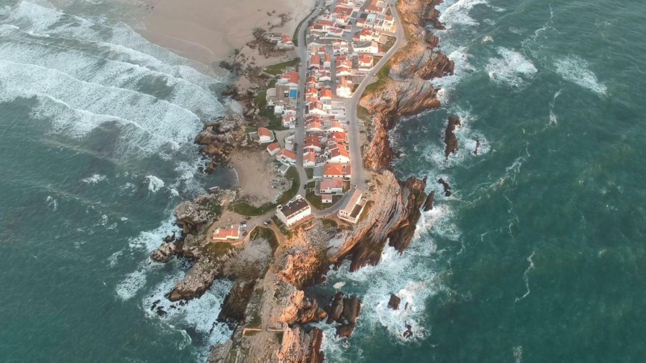 Albergue Surf House Peniche Baleal Exterior foto